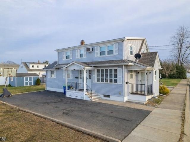 House for sale in Manville, New Jersey