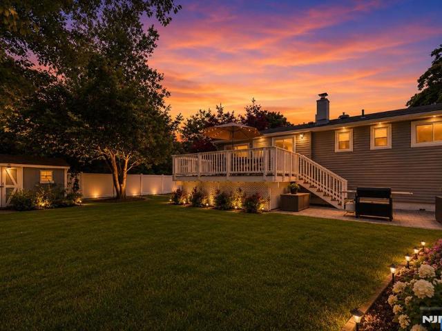 House for sale in Montvale, New Jersey