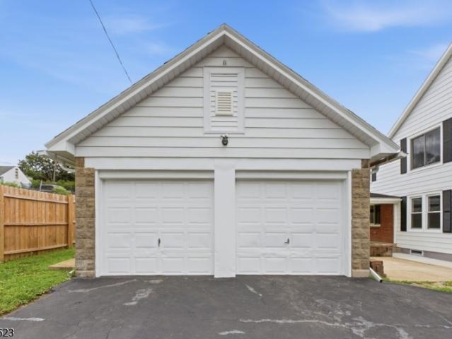 House for sale in Lopatcong Township, Warren County
