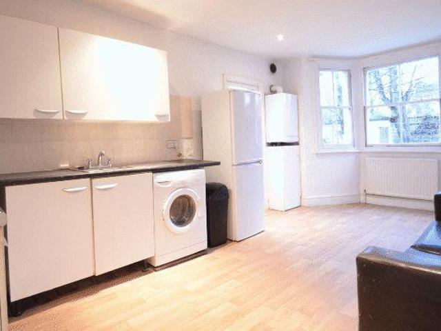 Apartment for rent in Lower Clapton, Greater London