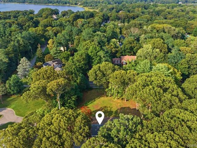 House for sale in Setauket, Town of Brookhaven