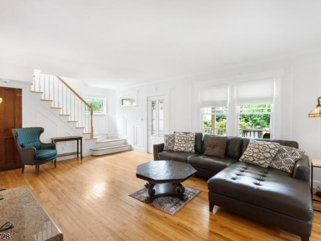 House for sale in Caldwell, New Jersey