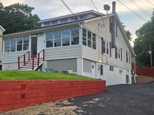 House for sale in Budd Lake, New Jersey