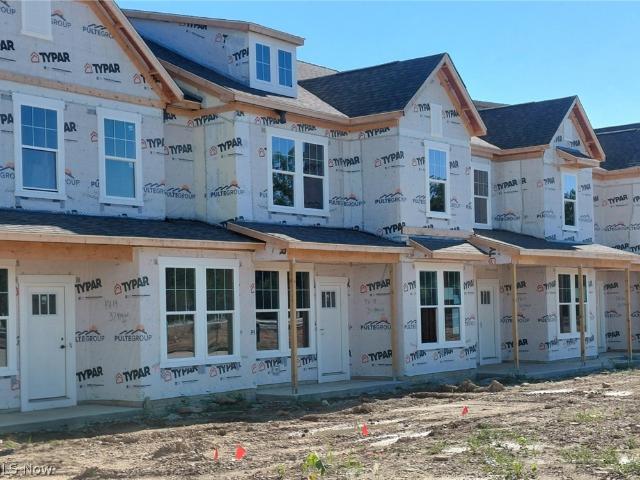 Condo for sale in Summit, Ohio