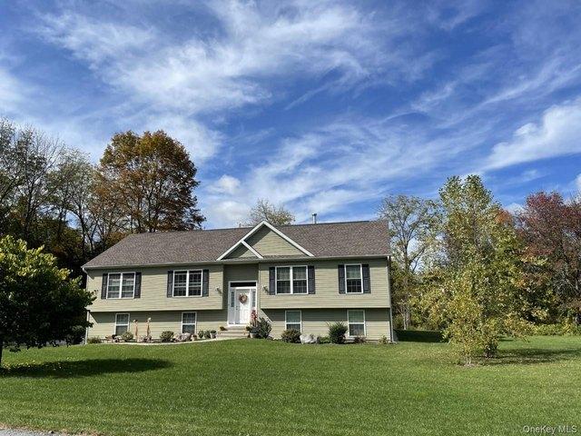 House for sale in Poughquag, New York
