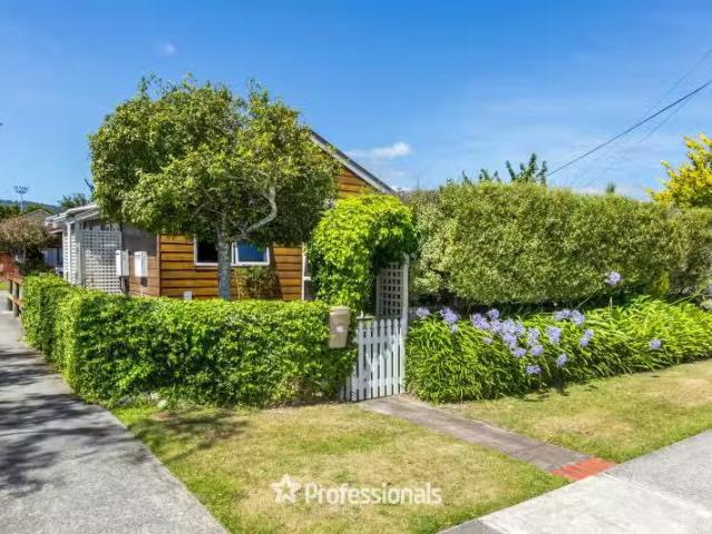 House for sale in Pauatahanui, Wellington