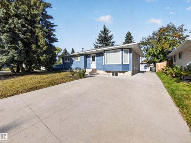 House for sale in Sherwood Park, Alberta