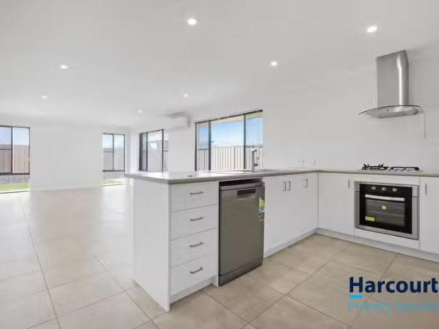 House for rent in Parmelia, Western Australia