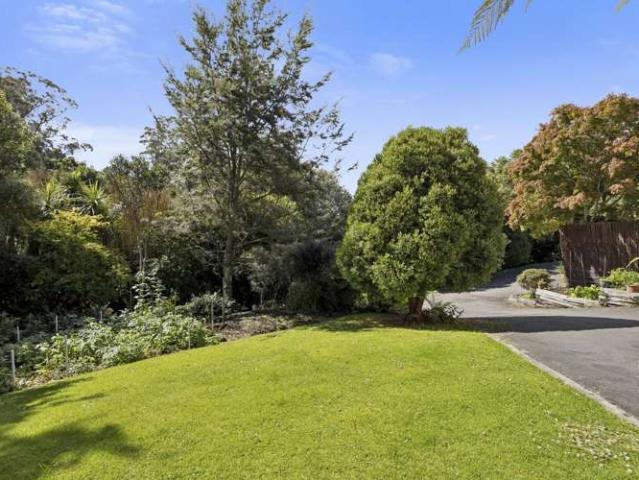 House for sale in Otakou