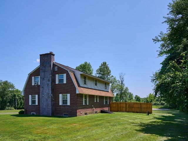 House for sale in Deerfield, Massachusetts