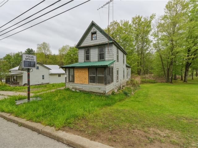House for sale in Oneida, New York