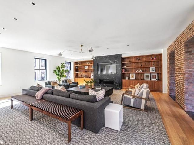 Condo for sale in Arverne, New York
