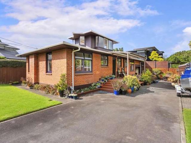 House for sale in Devonport