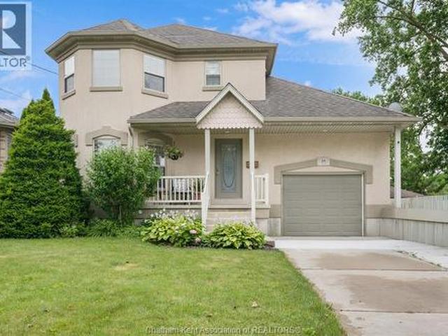 House for sale in Chatham–kent, Ontario