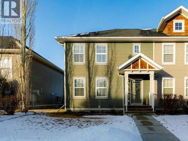 House for sale in Sylvan Lake, Alberta