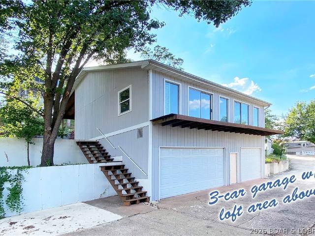 House for sale in Sunrise Beach, Camden County