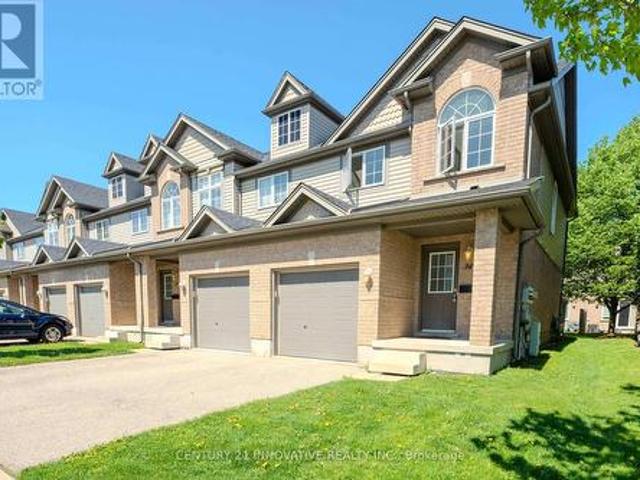 Townhouse for sale in Guelph