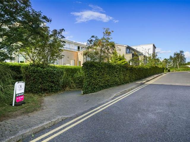Apartment for sale in Bluebell, Dublin
