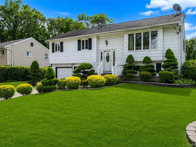 House for sale in Centereach, New York