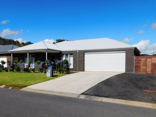 House for rent in White Box Rise, Wodonga