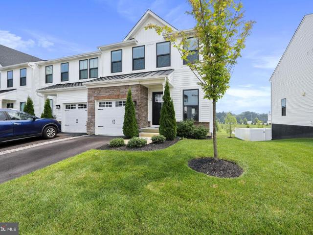 Townhouse for sale in Mount Laurel, New Jersey