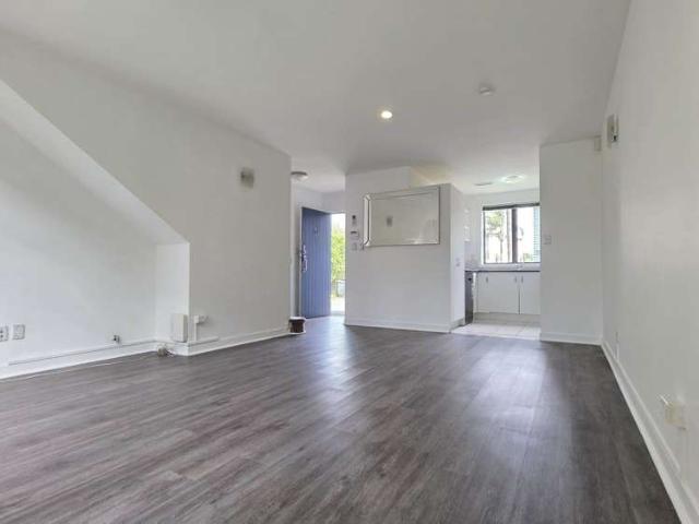 Apartment for sale in Avondale, Oroua County