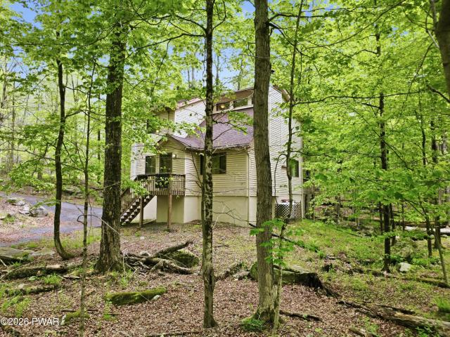 House for sale in Lake Ariel, Pennsylvania