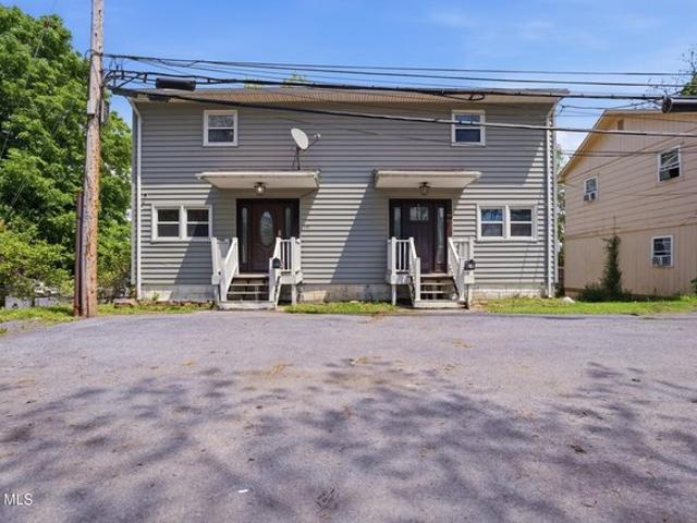 House for sale in Saratoga, New York