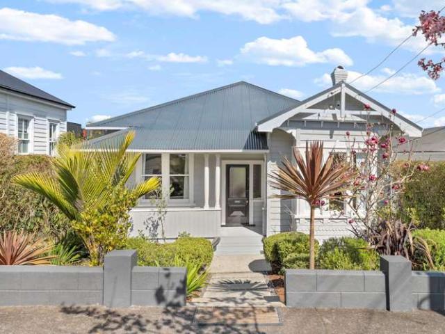 House for sale in Balmoral, Oroua County