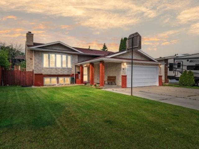 House for sale in Wedgewood, Alberta