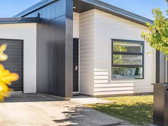 House for sale in Pauatahanui, Wellington