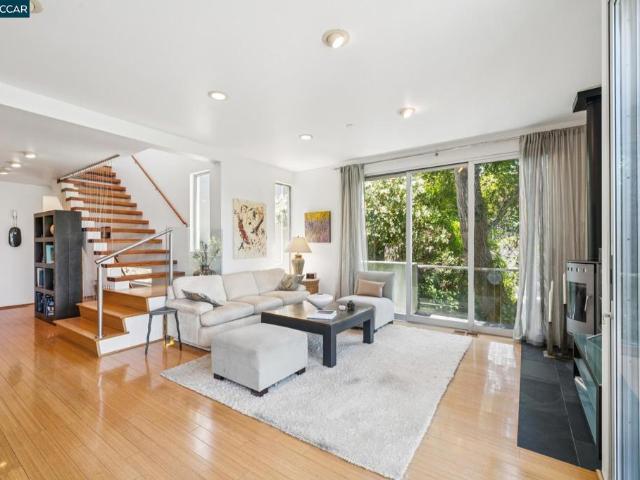House for sale in Orinda, California