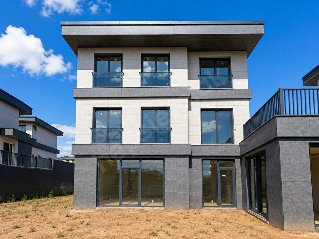 Tuzla, İstanbul içerisinde satılık Villa