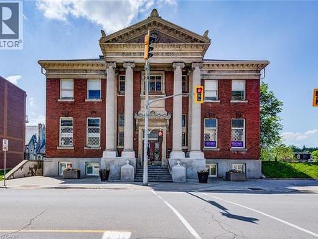 Commercial for rent in Cambridge, Ontario