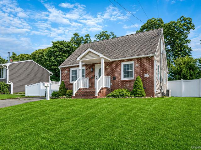 House for sale in Centereach, New York