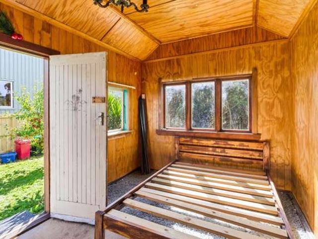 House for sale in Otakou
