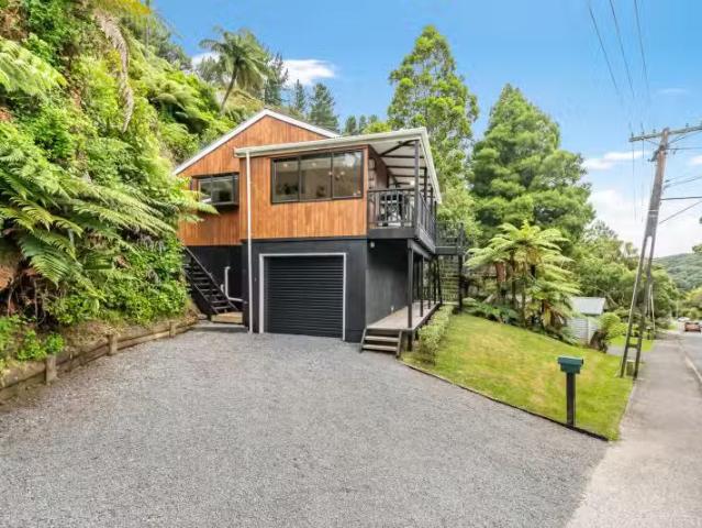 House for sale in Pauatahanui, Wellington