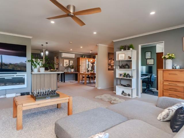 House for rent in Pauatahanui, Wellington