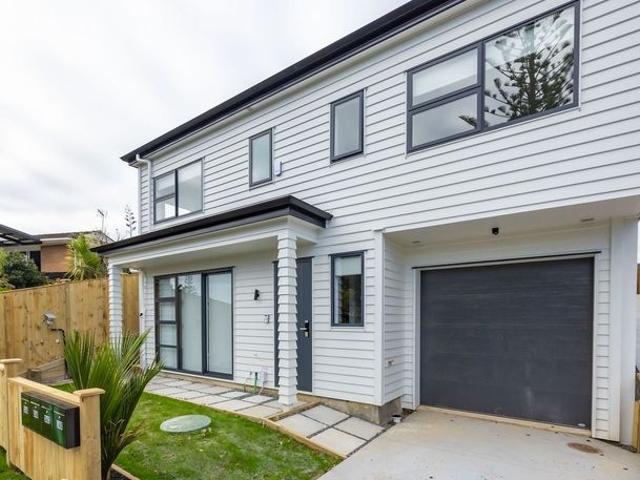House for rent in Birkdale, Kaipātiki