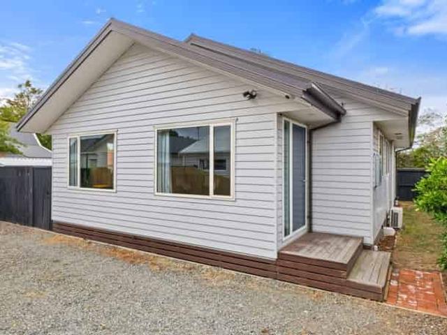 House for rent in Heathcote, Canterbury