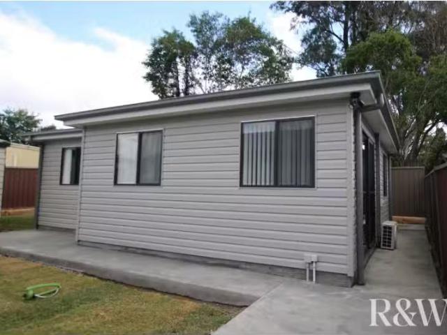 House for rent in Whalan, Sydney