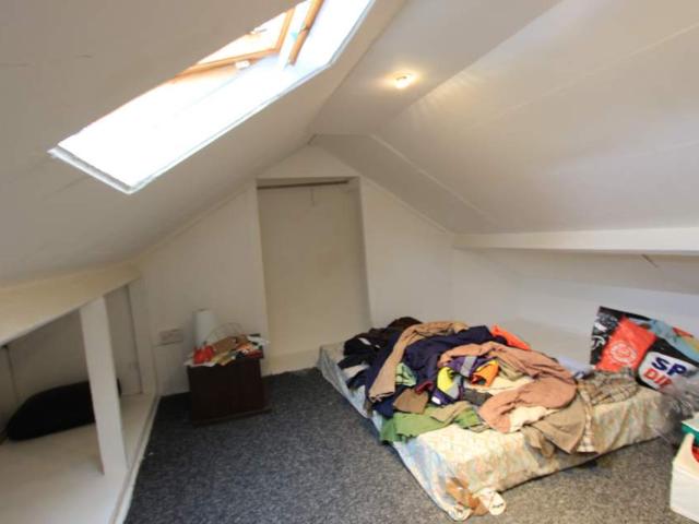 House for rent in Ponders End, Greater London