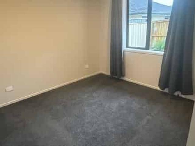 House for rent in Fairdown, West Coast