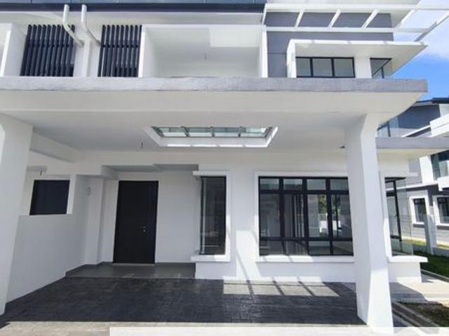 House for sale in Sendayan Village, Negeri Sembilan