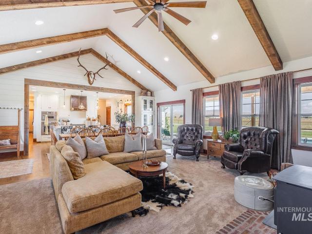 House for sale in Emmett, Gem County
