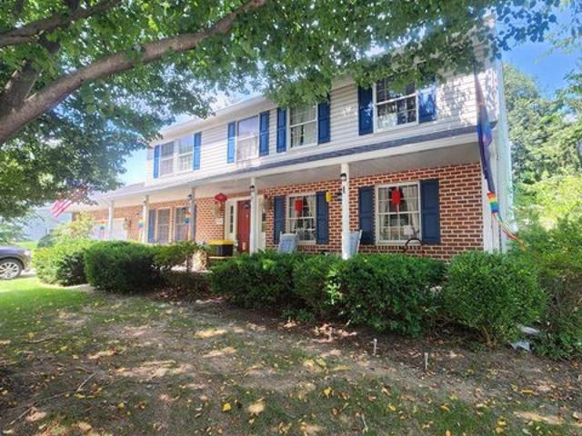House for sale in Cumberland, Pennsylvania