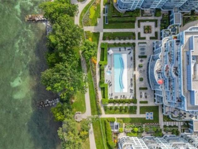 Condo for sale in Oakville, Ontario