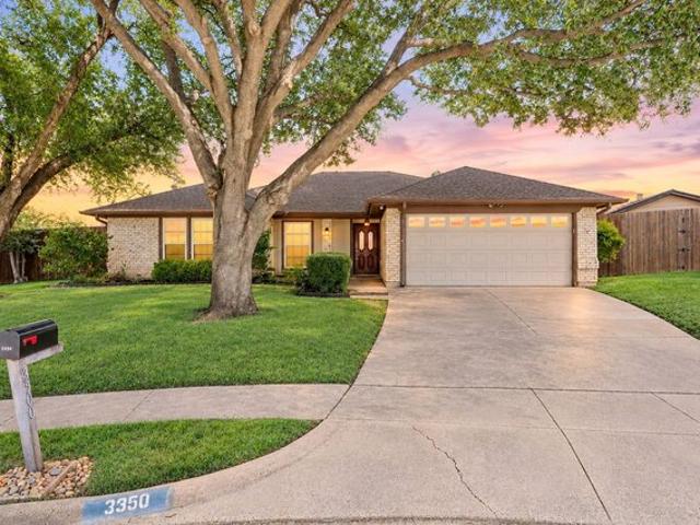 House for sale in Bedford, Tarrant County