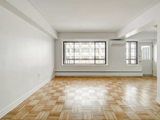 Apartment for rent in Ville-Marie, Montréal
