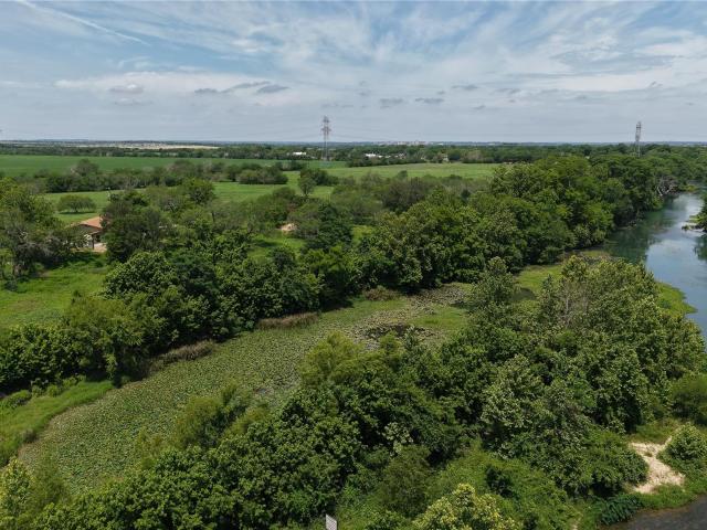 House for sale in Martindale, Texas